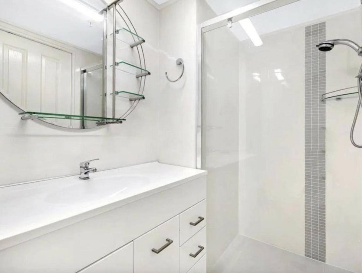 Imperial Surf - Hosted By Coastal Letting Apartment Gold Coast Exterior photo